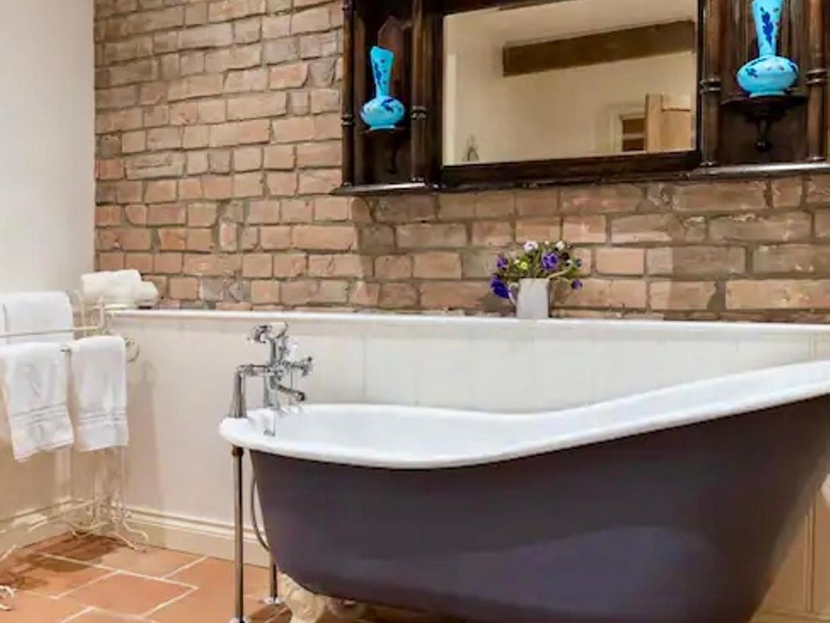 Pass The Keys Goose Feather Barn, Wedmore Luxury Cottage For Two Buitenkant foto